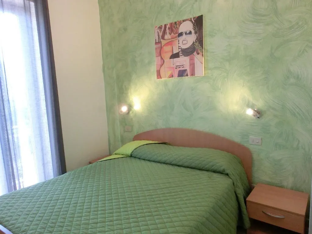 Piccolo Residence Sas Di Picchi Amelia & Co Rome